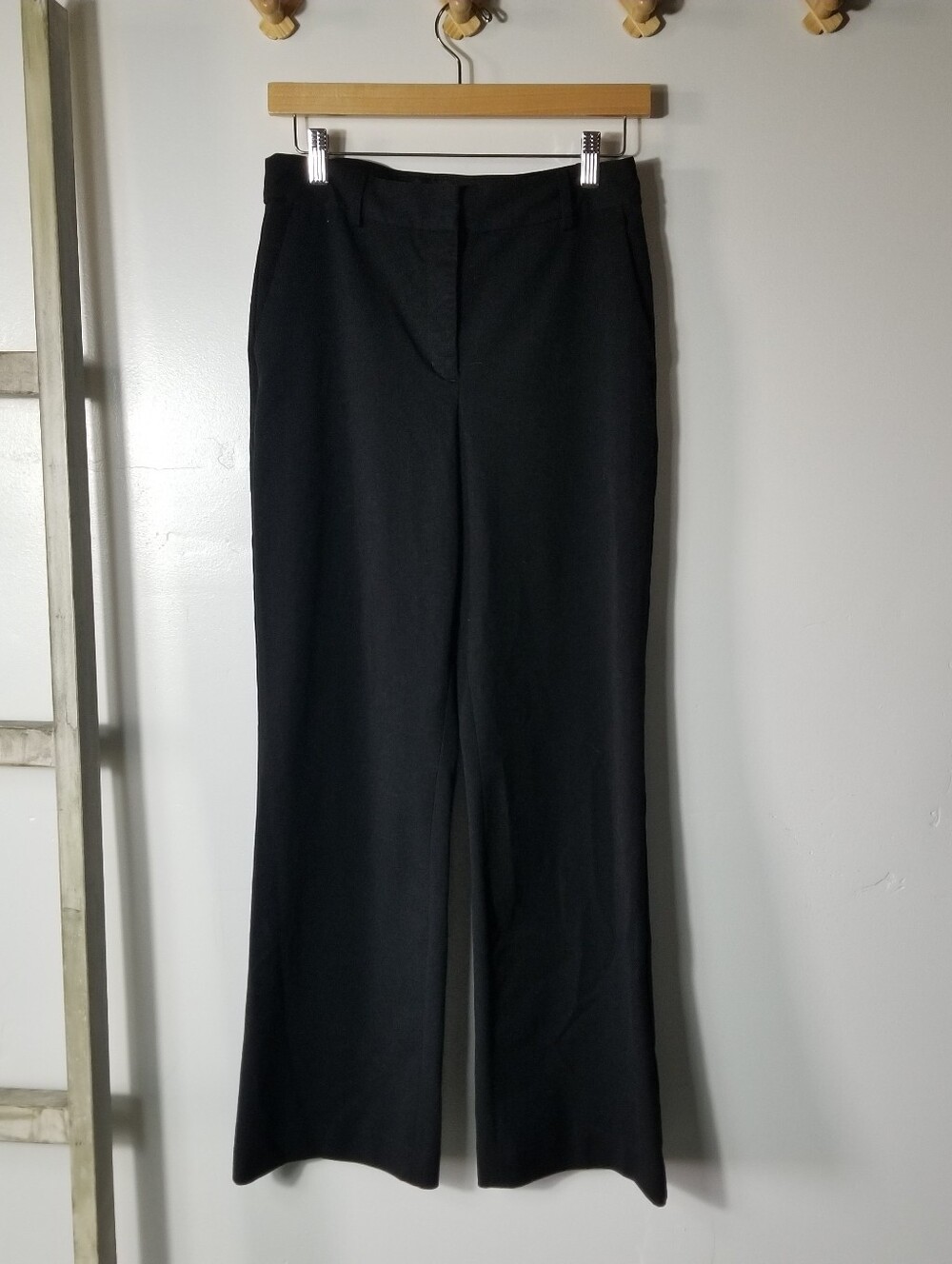 EXPRESS WOMEN'S BLACK DRESS PANTS SIZE 6 SHORT